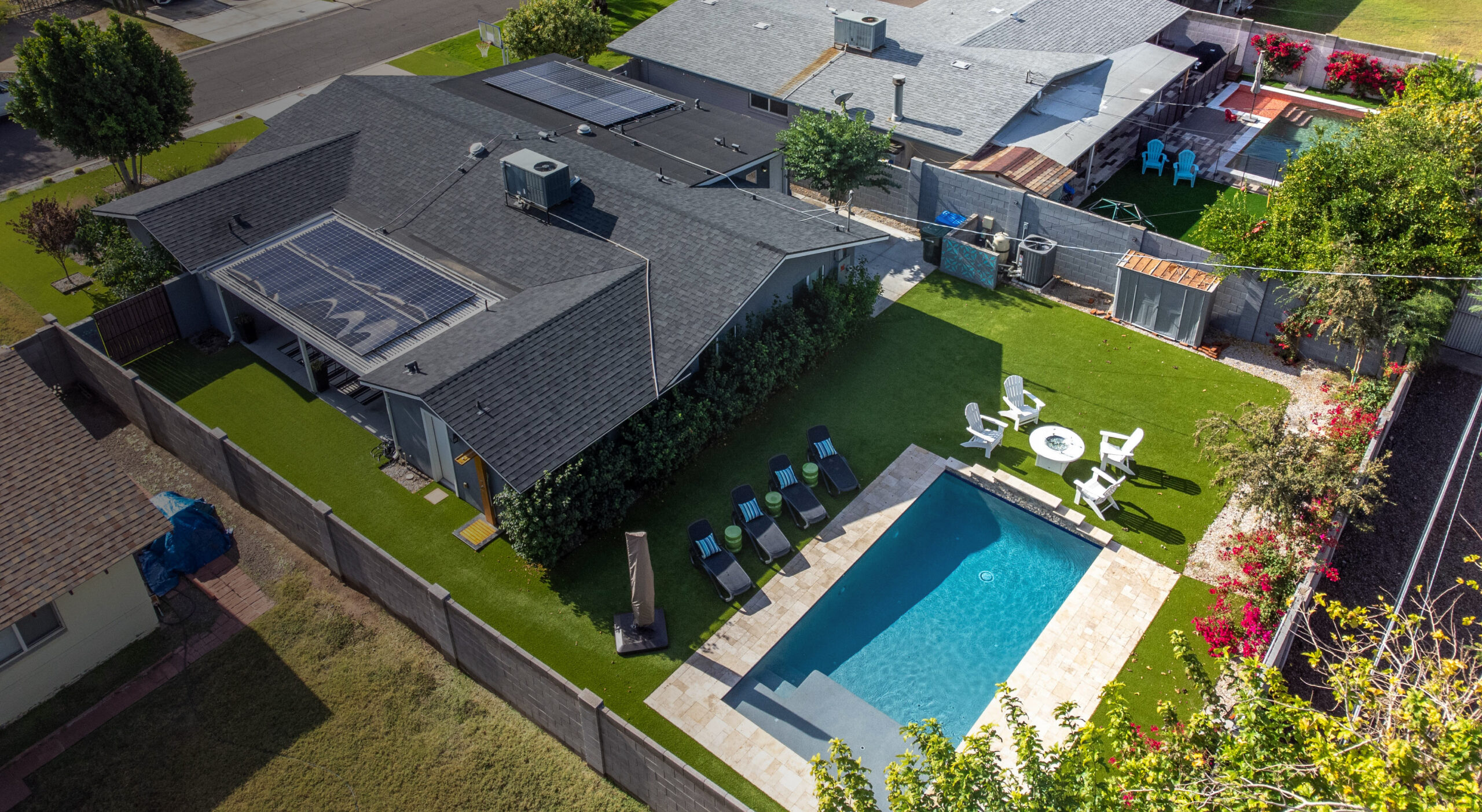 Lyons Roofing