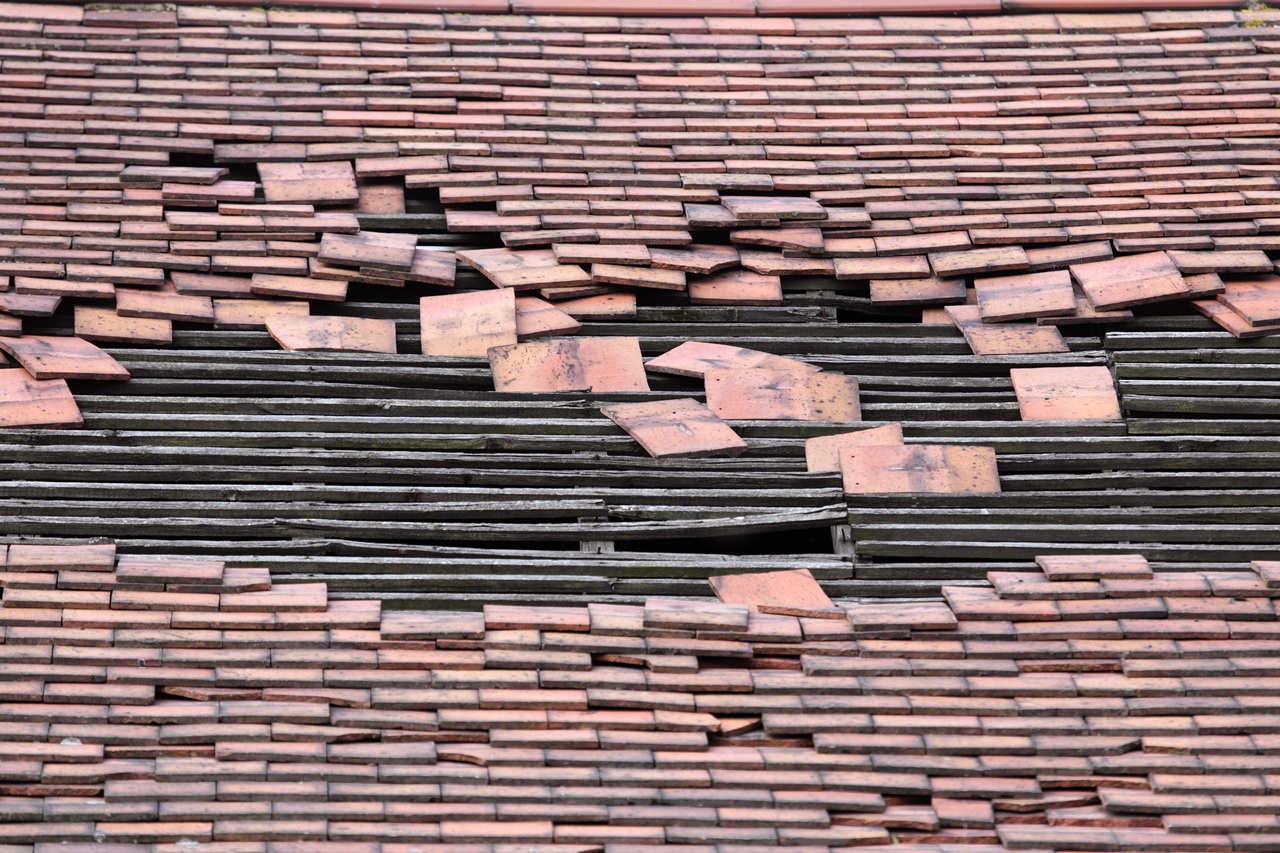 Tile Slippage and Broken Battens: Underlayment Exposure Risks and Remedies
